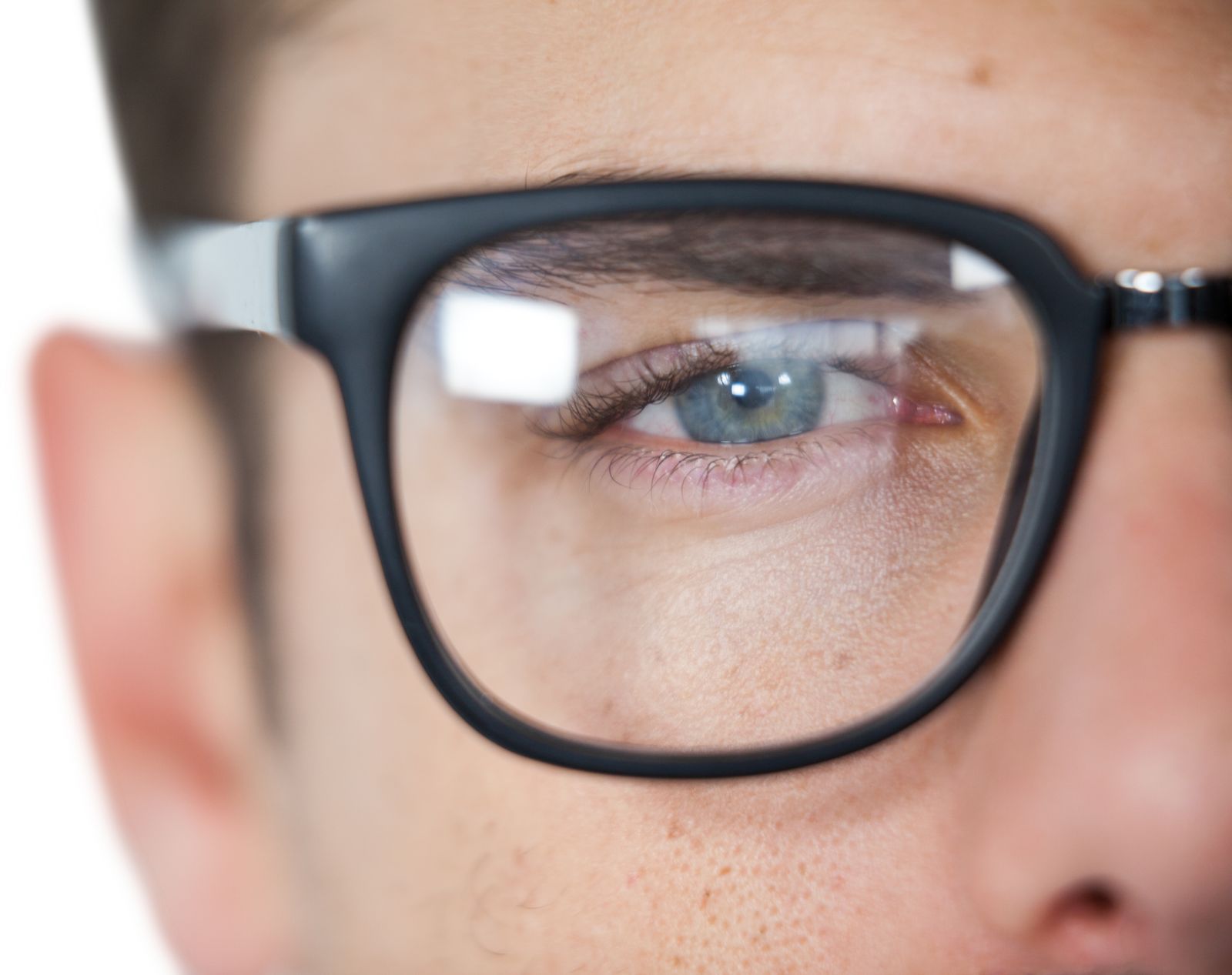 Zaštita očiju od plavog svjetla: Što trebate znati